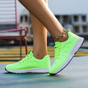 2023 Новая женская обувь Легкие дышащие кроссовки для женщин кроссовки Удобные спортивные теннисные туфли обувь для бега трусцой