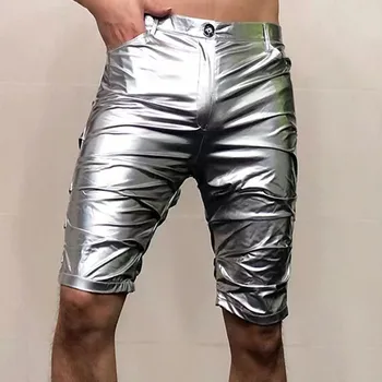 Летние мужские обтягивающие плиссированные эластичные кожаные брюки 14 цветов, сексуальные шорты до колен для мужчин, одежда для выступлений в ночном клубе