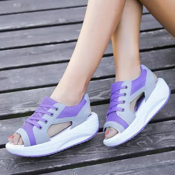 Обувь, Новинка 2023 года, летняя женская однотонная уличная обувь для женщин, классические базовые сандалии без застежки на танкетке, Женская обувь