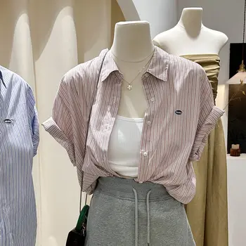 Рубашка в полоску, женский дизайн, Нишевая вышивка буквами, Тонкая Корейская версия, повседневная рубашка-поло, свободная шикарная блузка с короткими рукавами